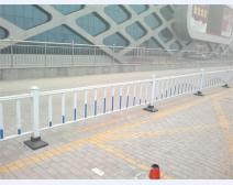 道路护栏
